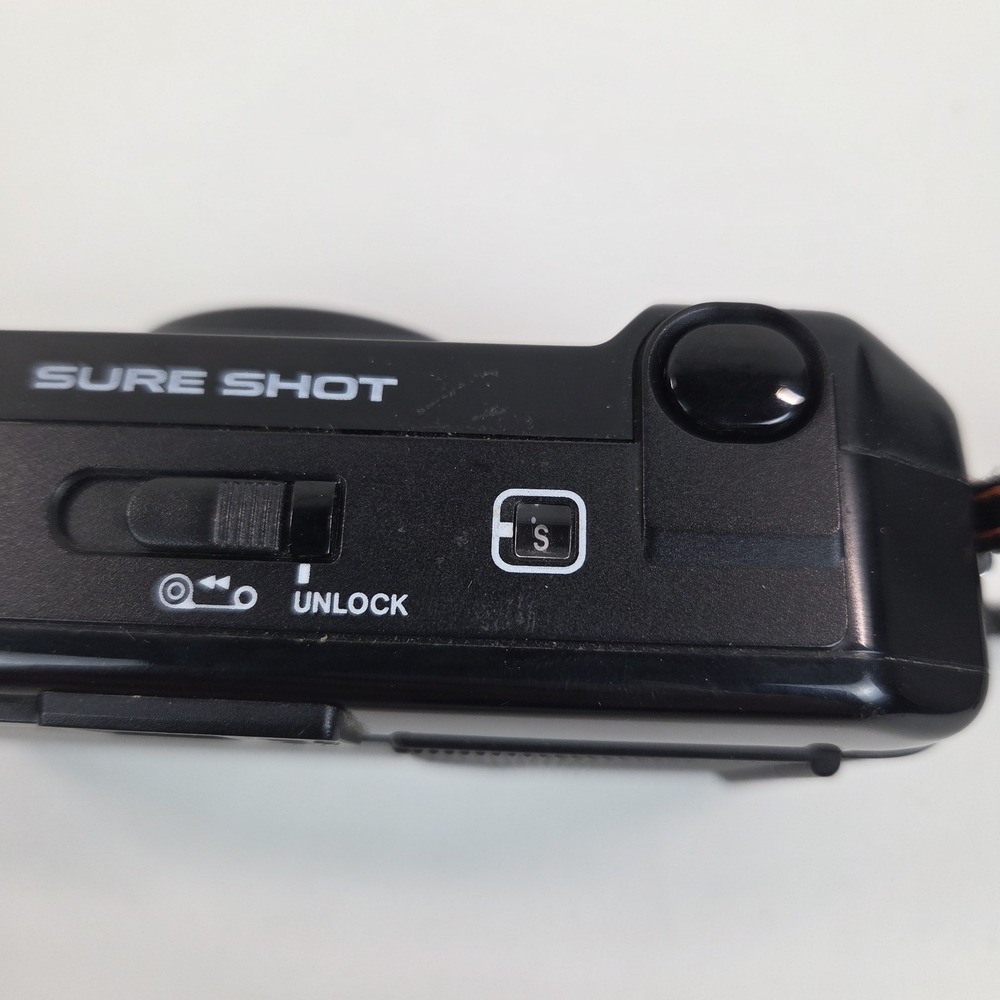 Canon Sure Shot Vintage 35mm Film Camera 38mm f/2.8 - Powers On - Picture 7 of 15